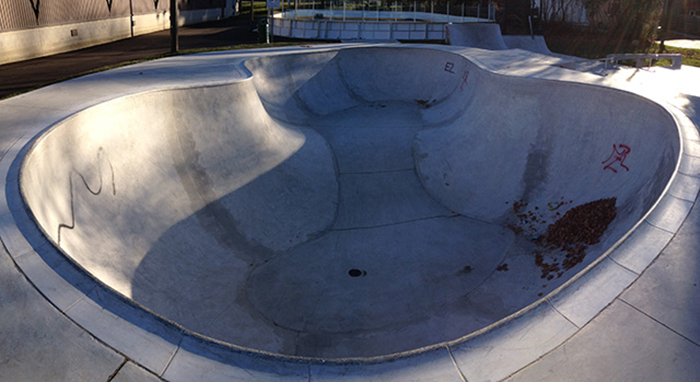 king city skatepark bowl